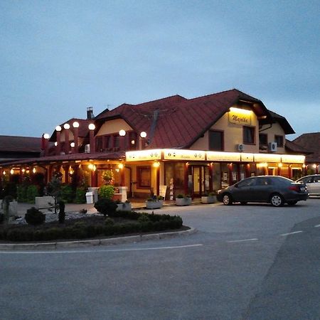 Motel Majolka Ptuj Exterior foto