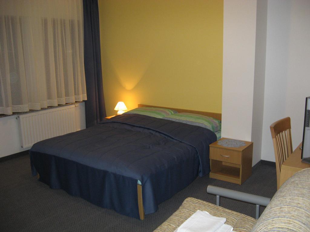 Motel Majolka Ptuj Quarto foto